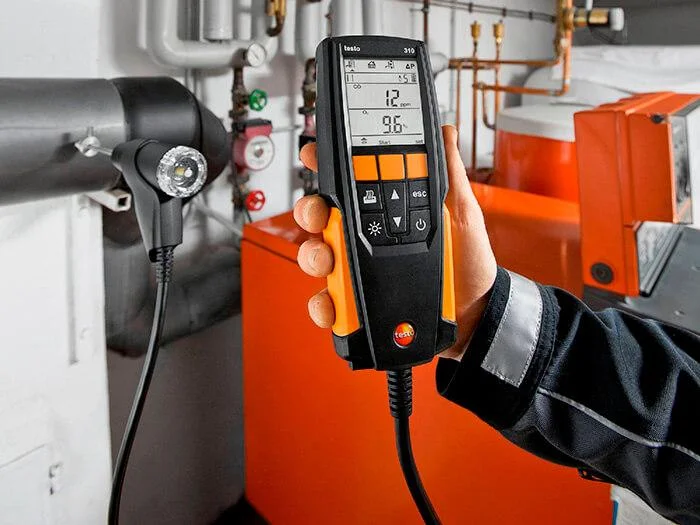 Chemical gas analyzers